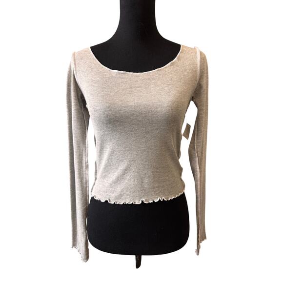 NEW TOPSHOP NORDSTROM Gray Long Sleeve Lettuce Edge T-Shirt Size 4-6 - Picture 4 of 8